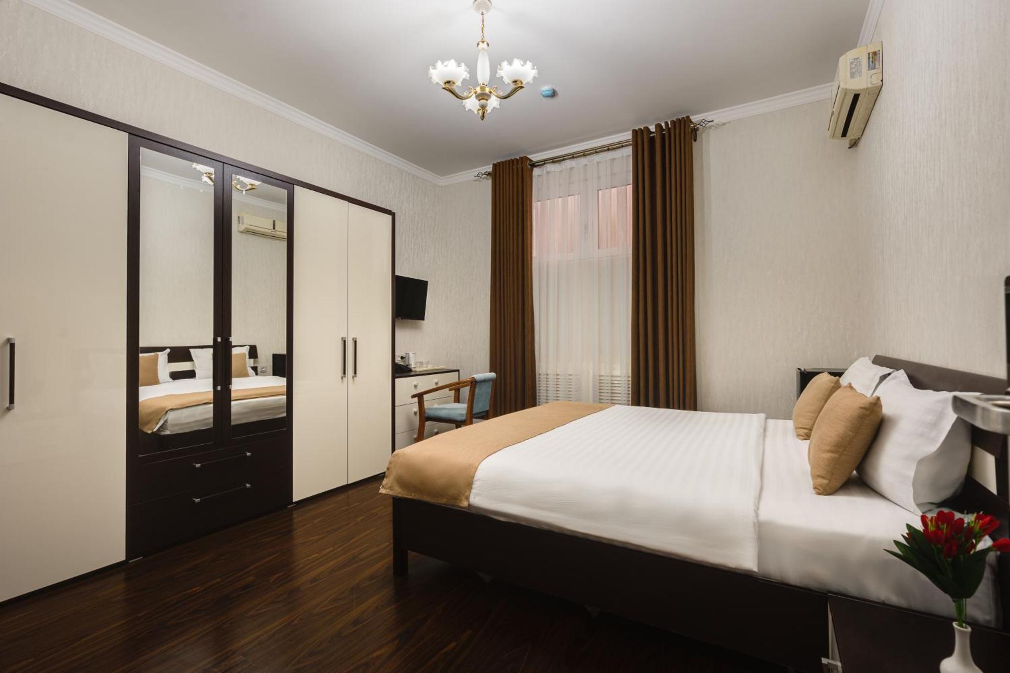 Shoxjahon Hotel - 600 Mbps Internet Tasjkent Kamer foto